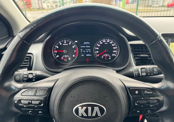 Kia Stonic cena 49900 przebieg: 99000, rok produkcji 2019 z Golczewo małe 562